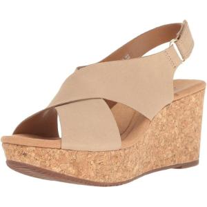Clarks Women’s Annadel Eirwyn Wedge Sandal(Sand Nubuck)