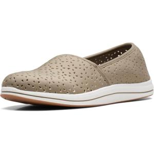 Clarks Womens Breeze EmilyLoafer(Olive Synthetic)