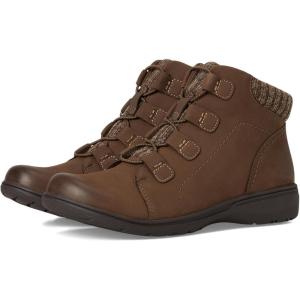 Clarks Women’s Carleigh Jade Ankle Boots(Taupe Nubuck)