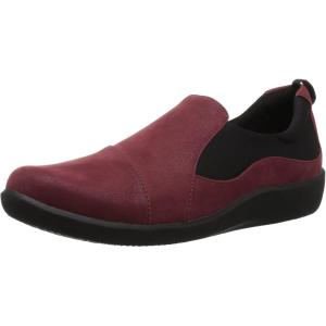 Clarks Women’s CloudSteppers Sillian Paz Slip-On Loafer(Burgundy Synthetic Nubuck)