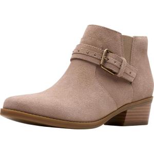 Clarks Women’s Danyelle Wish Ankle Boot(Light Taupe Suede)