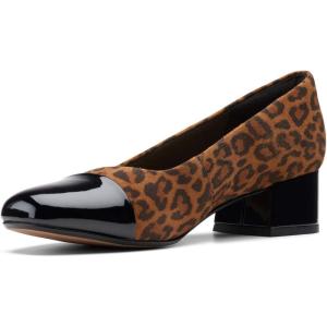 Clarks Womens Marilyn Sara(Dark Tan Leopard Suede)