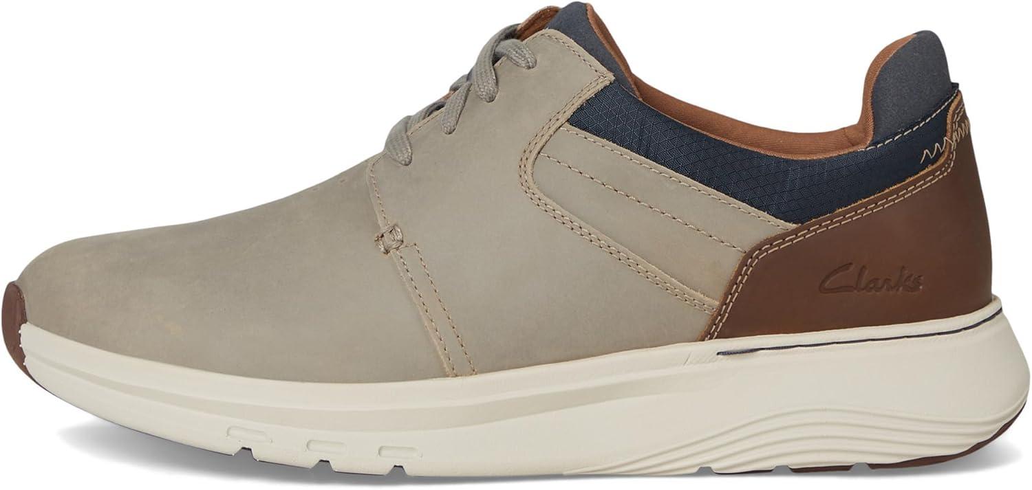 imageClarks Mens Motion Trek PtTaupe Combi Nubuck
