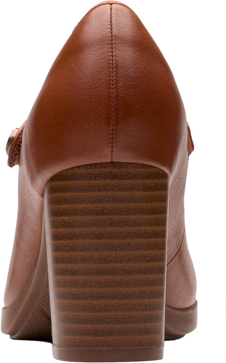 imageClarks Womens Bayla LilyTan Leather