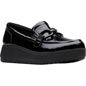 Clarks Women’s Zylah Top Loafer(Black Crinkle Patent Synthetic)