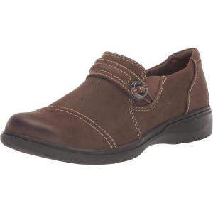 Clarks Women’s Carleigh Pearl Loafers(Taupe Nubu)