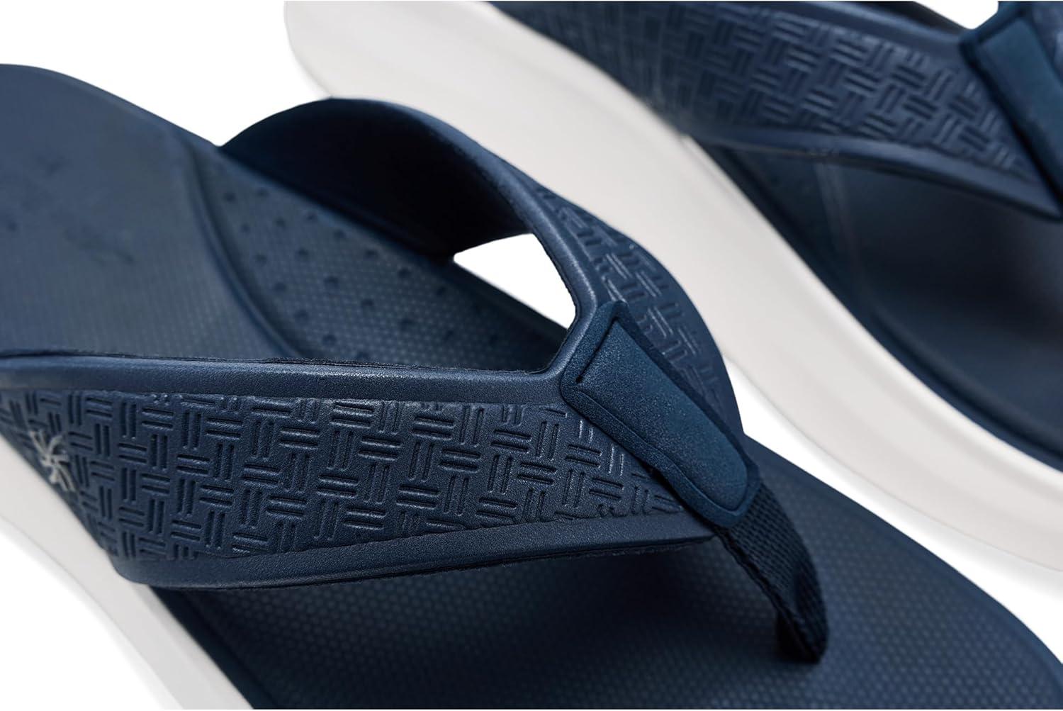 imageClarks Womens Athleisure FlipFlopGreen