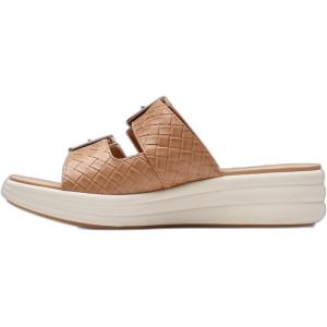 Clarks Women’s Drift Buckle(Warm Beige)