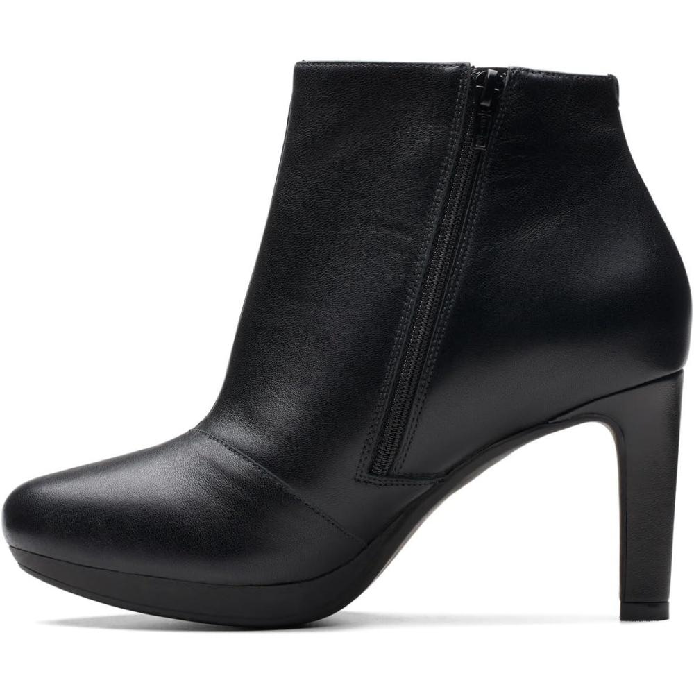 imageClarks Womens Ambyr RiseBlack Leather