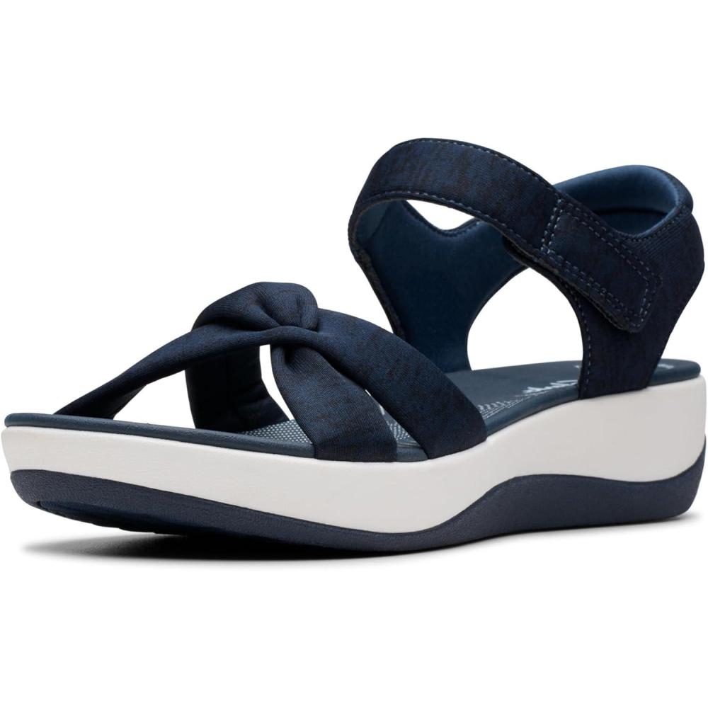 imageClarks Womens Arla DaisyNavy Textile