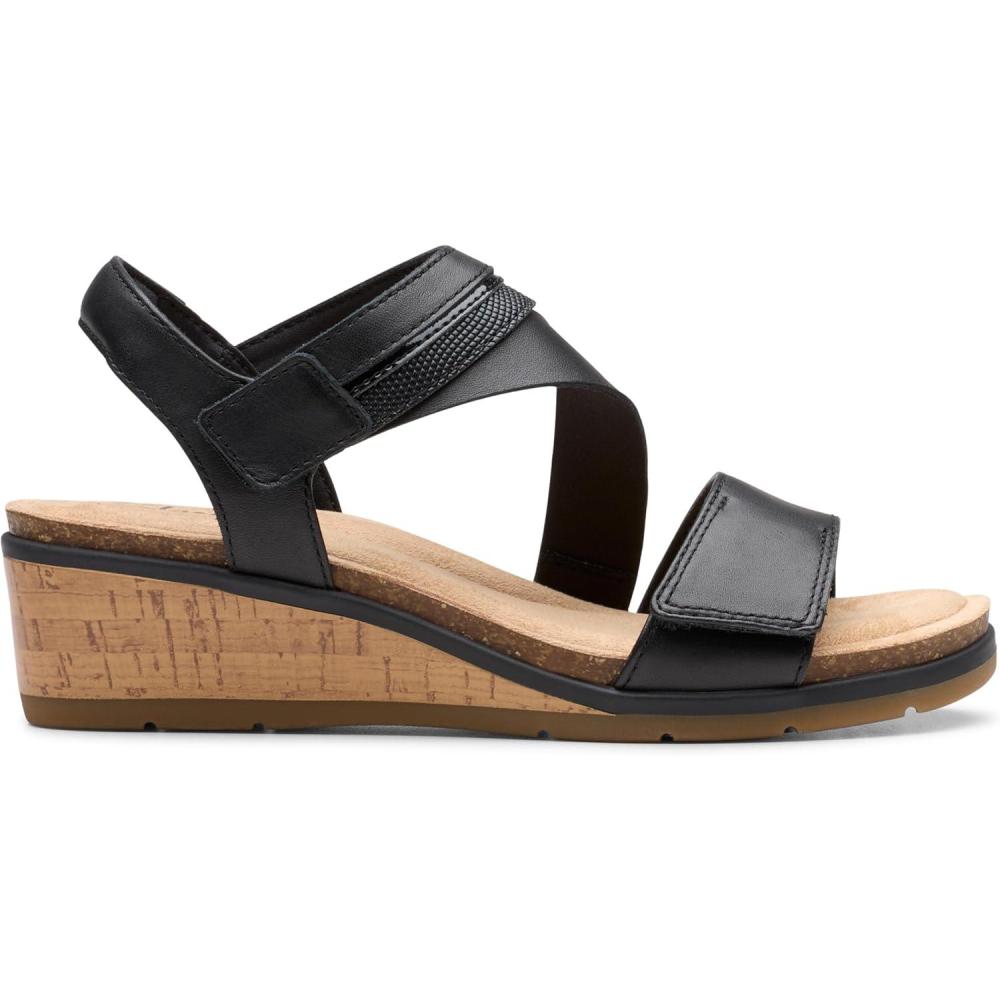 imageClarks Womens Kacha WaveBlack Leather